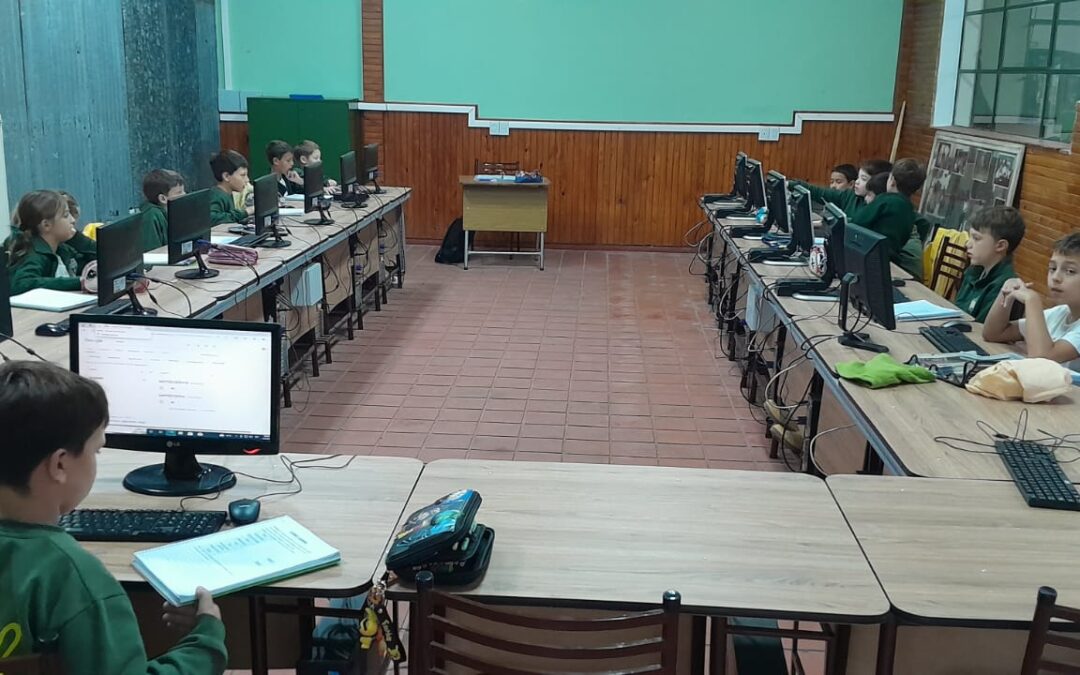 Inauguración Sala Computación